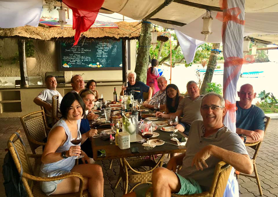 El galleon beach resort late afternoon lunch