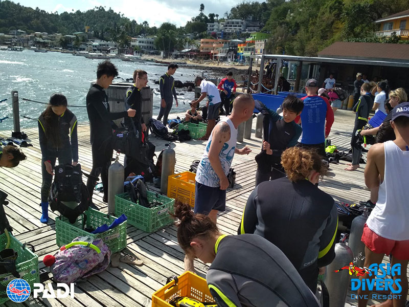 asia divers scuba diving center sabang puerto galera