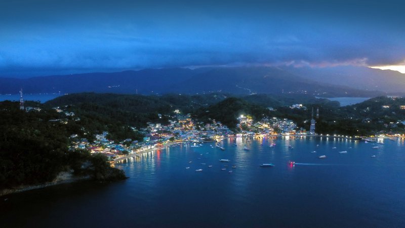 puerto galera wooden boats petition