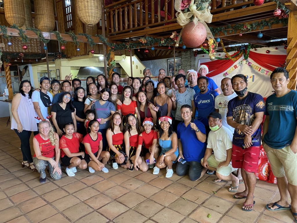 Meet the Team El Galleon