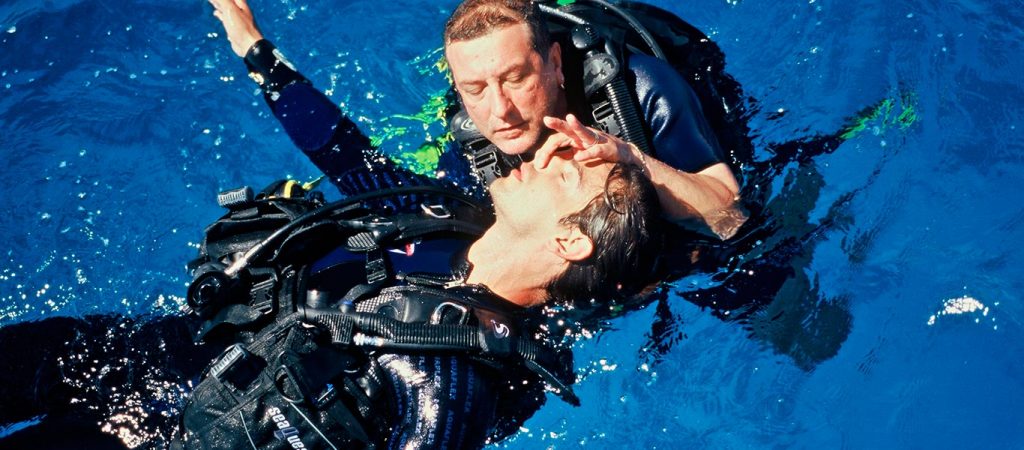 padi rescue diver course course asia divers puerto galera