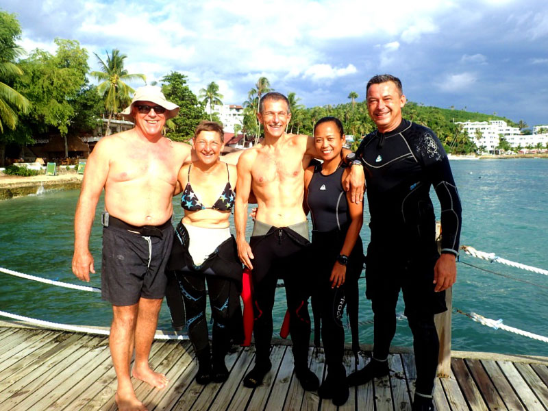 el galleon dive resort off to canyons dive site puerto galera