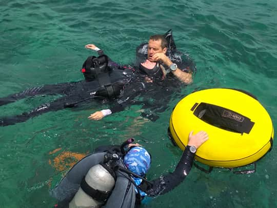 PADI EFR and Rescue course puerto galera philippines