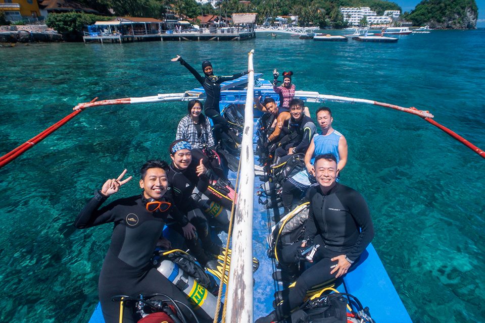 How to Choose the Right Dive Center in Puerto Galera